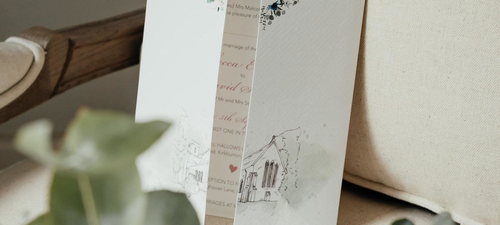 Wedding invitation with bouquet of flowers